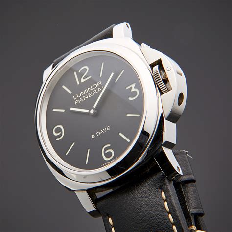 Panerai Luminor Base 8 Days Manual Wind // .